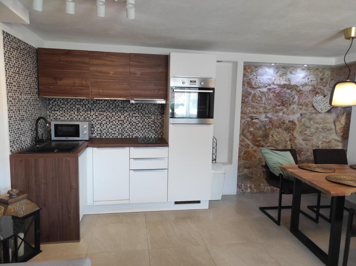Stone House, Svirce, Hvar エクステリア 写真